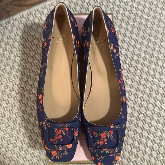 Ann Mashburn Blue and Red Floral Heels - Picture 7 of 8